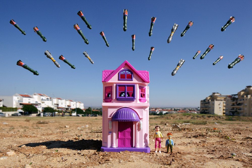 Artist Brian McCarty's Photographs Hijacked By ISIS
