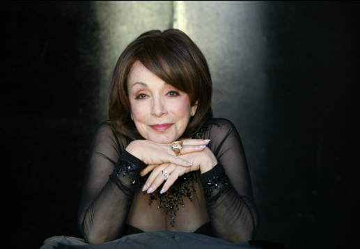 B.H._Queen_Bee_Grace_Robbins